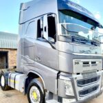 Silver truck1